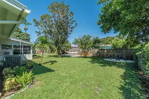 712 Tradewind Dr, North Palm Beach, FL 33408 - Photo 47