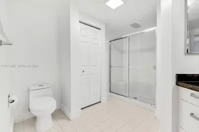 17100 N Bay Rd #1610, Sunny Isles Beach, FL 33160 - Photo 19
