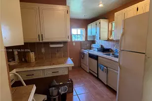 4321 SW 107th Ct, Miami, FL 33165 - Photo 9