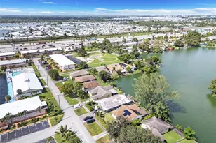 1020 SW 8th St, Hallandale Beach, FL 33009 - Photo 47