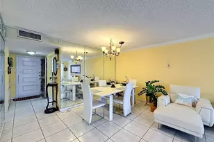 330 SE 2nd St, Hallandale Beach, FL 33009 - Photo 13