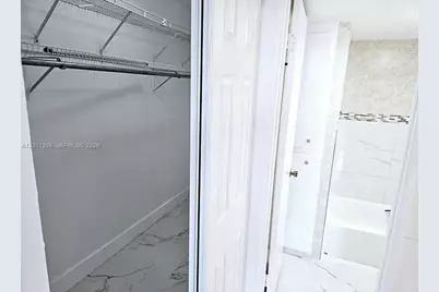 9682 Fontainebleau Blvd #207, Miami, FL 33172 - Photo 17