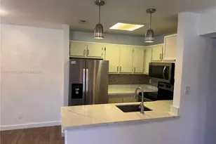 10023 Winding Lake Rd, Sunrise, FL 33351 - Photo 3