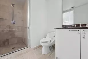 17555 Collins Ave, Sunny Isles Beach, FL 33160 - Photo 21