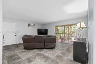3083 N Oakland Forest Dr, Oakland Park, FL 33309 - Photo 55