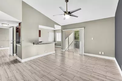 5686 Rock Island Rd #127, Tamarac, FL 33319 - Photo 9