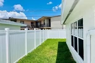 5719 NW 28th St, Lauderhill, FL 33313 - Photo 35