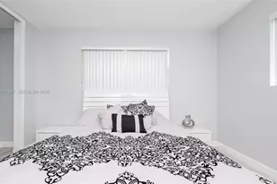 810 S Rainbow Dr, Hollywood, FL 33021 - Photo 49
