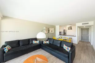 100 Bayview Dr, Sunny Isles Beach, FL 33160 - Photo 3