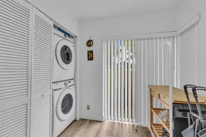7874 NW 7th Ct, Plantation, FL 33324 - Photo 11