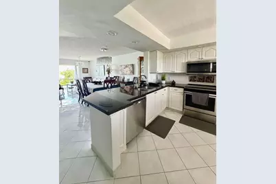 1400 SW 131st Way #407Q, Pembroke Pines, FL 33027 - Photo 11