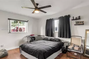 9511 NW 8th St, Pembroke Pines, FL 33024 - Photo 17