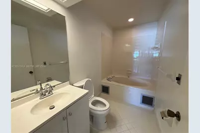 123 SW 47th Ter #201, Cape Coral, FL 33914 - Photo 15