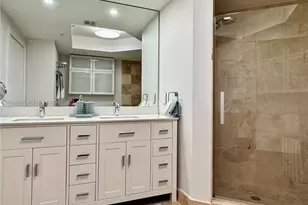 17555 Atlantic Blvd, Sunny Isles Beach, FL 33160 - Photo 13