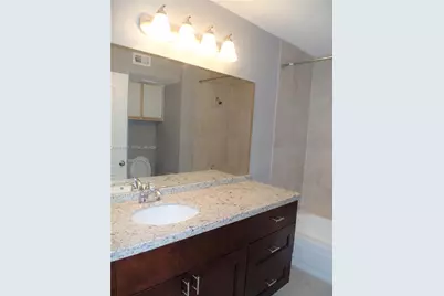 2647 NW 33rd St #2313, Oakland Park, FL 33309 - Photo 9