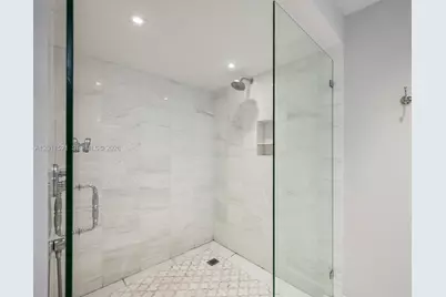 9 Island Ave #514, Miami Beach, FL 33139 - Photo 19