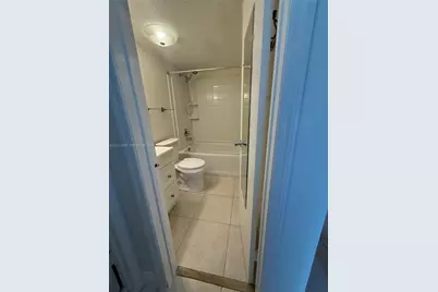 5080 SW 64th Ave #104, Davie, FL 33314 - Photo 19