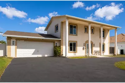 1660 NE 25th Ave, Pompano Beach, FL 33062 - Photo 3