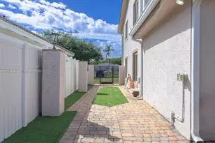 1660 NE 25th Ave, Pompano Beach, FL 33062 - Photo 27