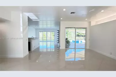 3767 Oak Ridge Cir #3767, Weston, FL 33331 - Photo 9