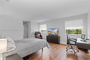 1095 Chenille Cir, Weston, FL 33327 - Photo 15