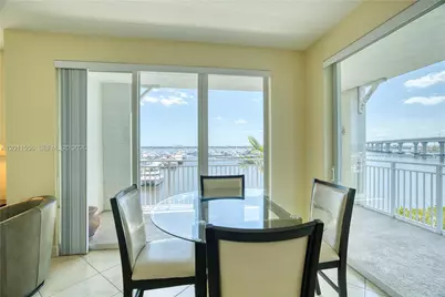 815 NW Flagler Ave #305, Stuart, FL 34994 - Photo 23