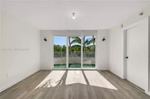 1401 Bay Rd, Miami Beach, FL 33139 - Photo 7