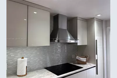 1000 SW 12th St #203, Fort Lauderdale, FL 33315 - Photo 9