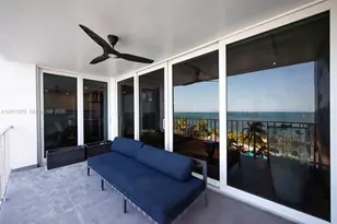 881 Ocean Dr, Key Biscayne, FL 33149 - Photo 43