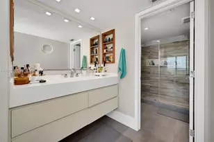 881 Ocean Dr, Key Biscayne, FL 33149 - Photo 37