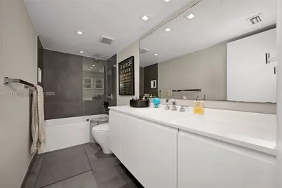 881 Ocean Dr #7D, Key Biscayne, FL 33149 - Photo 27