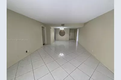 491 Racquet Club Rd #303, Weston, FL 33326 - Photo 9