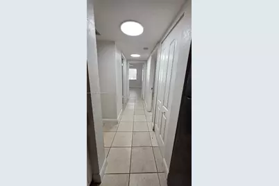 2880 N Oakland Forest Dr #214, Oakland Park, FL 33309 - Photo 11