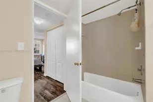 4647 NW 97th Pl, Doral, FL 33178 - Photo 25