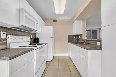 4647 NW 97th Pl #151, Doral, FL 33178 - Photo 17