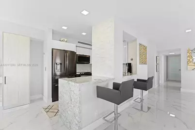 340 Sunset Dr #1810, Fort Lauderdale, FL 33301 - Photo 7