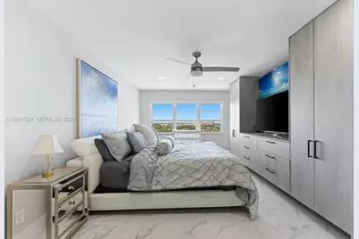 340 Sunset Dr #1810, Fort Lauderdale, FL 33301 - Photo 23