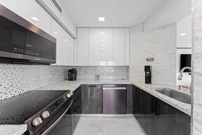 340 Sunset Dr #1810, Fort Lauderdale, FL 33301 - Photo 9