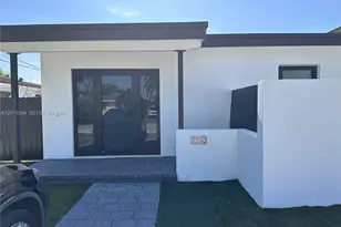 3252 SW 88th Pl, Miami, FL 33165 - Photo 9