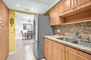 1200 St Charles Pl, Pembroke Pines, FL 33026 - Photo 13