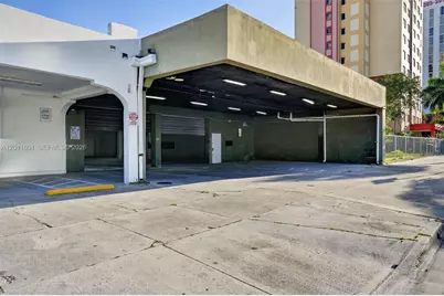 500 W Flagler St, Miami, FL 33130 - Photo 15