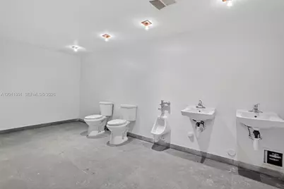 500 W Flagler St, Miami, FL 33130 - Photo 31