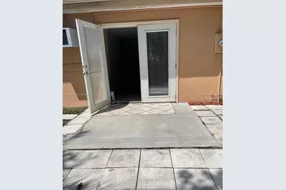 40 SE 8th St, Dania Beach, FL 33004 - Photo 5