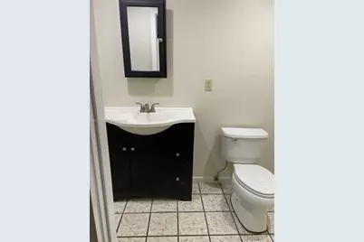 40 SE 8th St, Dania Beach, FL 33004 - Photo 11
