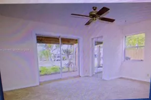 40 SE 8th St, Dania Beach, FL 33004 - Photo 13