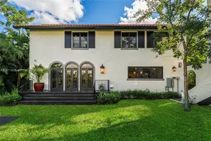 547 NE 57th St, Miami, FL 33137 - Photo 35