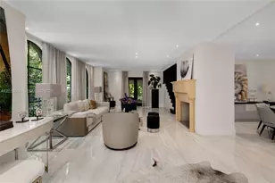 547 NE 57th St, Miami, FL 33137 - Photo 11