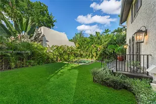 547 NE 57th St, Miami, FL 33137 - Photo 37