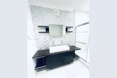 822 NE 19th Ave, Fort Lauderdale, FL 33304 - Photo 15