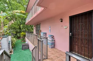 519 NW 10th Ave, Miami, FL 33136 - Photo 23